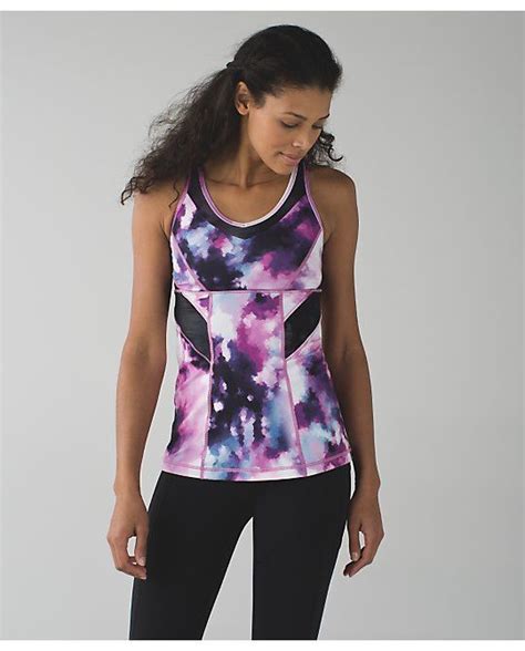 Strap It Like It S Hot Tank Women S Tanks Lululemon Athletica Hot Tank Outfit