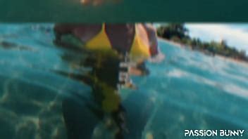 Hottie Enjoy Naked Swimming And Flash Her Body Xnxx