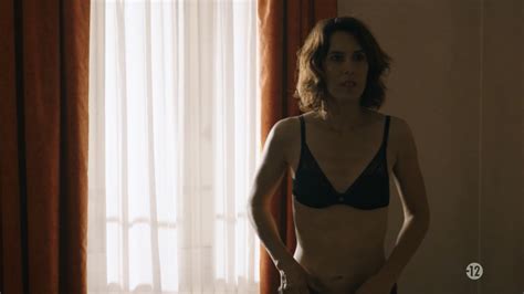 Nude Video Celebs Olivia Bonamy Nude Aux Animaux La Guerre S E