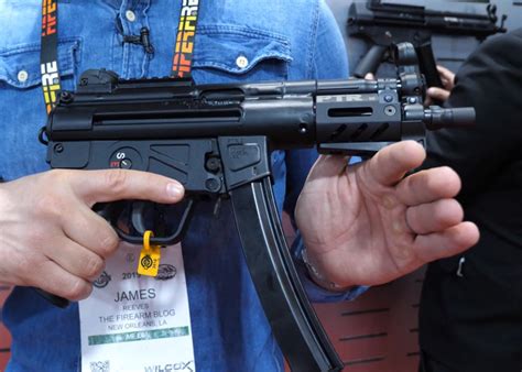 ptr mp  type smgmm carbine popular airsoft