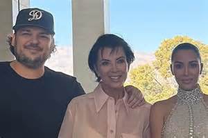 Rob Kardashian Is 'in a Better Place' After Struggling with Body Issues ...