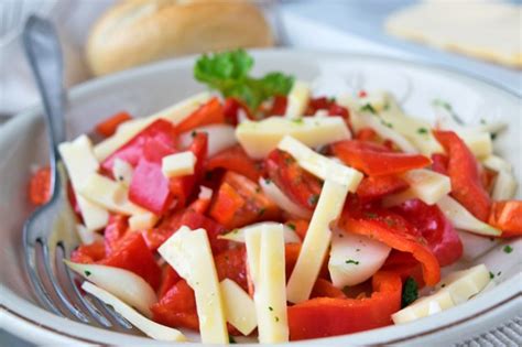 Paprika Gauda Salat Rezept