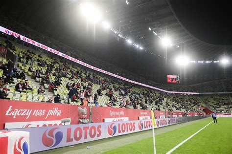 Kibice Wr C Na Stadiony Od Maja Na Razie Zajm Procent Trybun