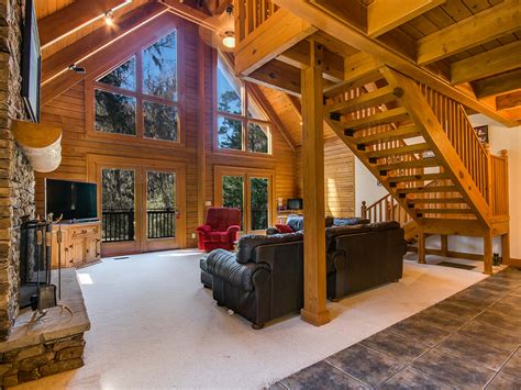 Log Cabin Homes | Rustic and Luxurious Log Cabin Homes in Central Florida