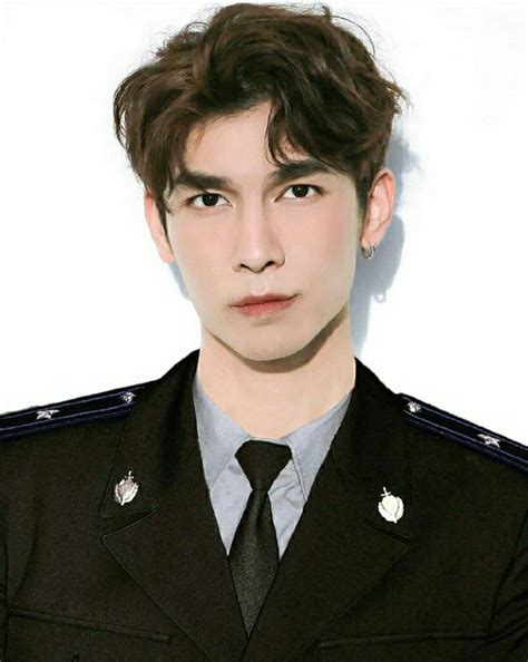 Pin By Manon Vigneault On People Cute Gay Couples Mew Actors