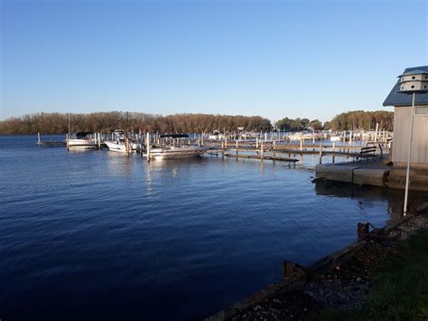 Cedar Point Shores Sandusky Airbnb Hotels And Vacation Rentals