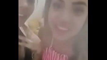 MOSTRANDO LOS SENOS EN VIVO XVIDEOS