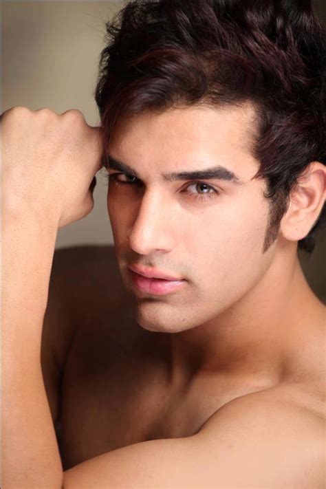 Hot Body Shirtless Indian Bollywood Model Actor Paras Chhabra