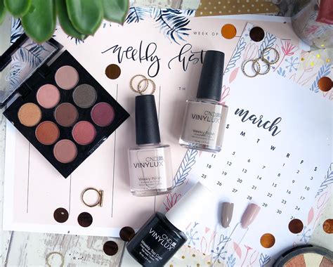 Cnd Vinylux Weekly Polish The Nude Collection Let S Talk Beauty