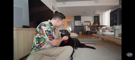 8 Pictures Of Same Sex Couple Yos And Max S Residence In Indonesia Offering A View From Above