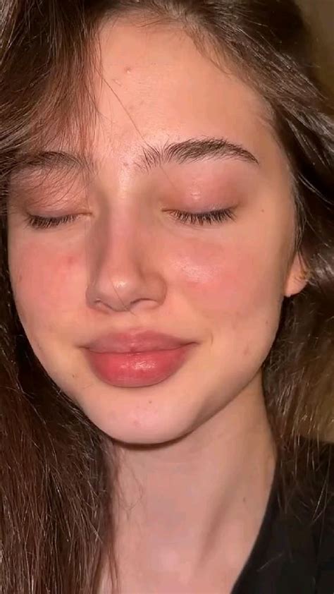 Pin By Suniltej On Brunette Makeup Routine Makeup Beautiful Lips