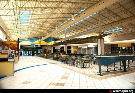 Tecumseh Mall Windsor Ontario