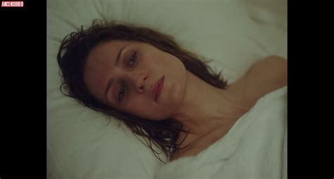 Naked Viktoriya Isakova In The Three