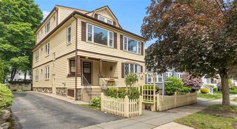 194 Melrose St Melrose Ma 02176 Mls 72539699 Redfin