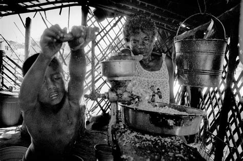 Οι εντυπωσιακές ασπρόμαυρες φωτογραφίες του Matt Black [B&W] | Consider...