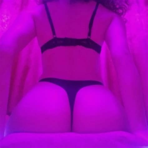 Big Bottle In Tight Anal Anal Porn Feat Dannnaa Xhamster