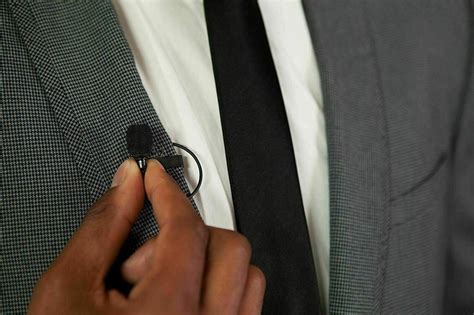 Рейтинг лучших петличных микрофонов 2025 года: ТОП-15