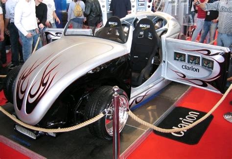 O máximo da reciclagem um fusca hot rod tunado Matéria Incógnita