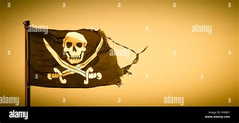 Vintage Pirate Flag Hi Res Stock Photography And Images Alamy