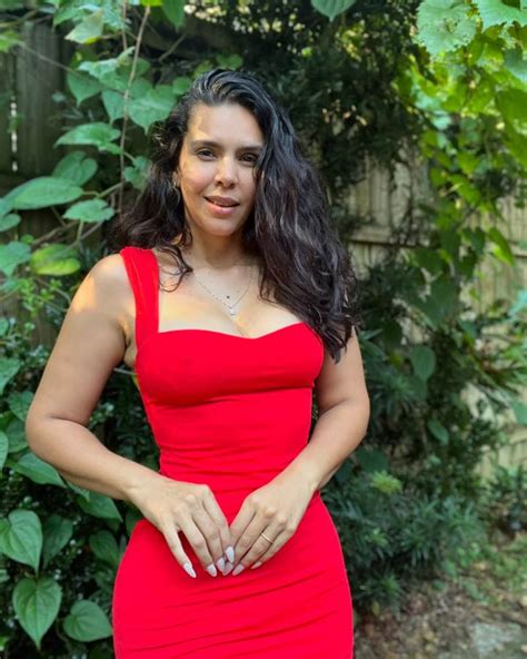 Mama Cita Vera Hot Instagram Model Biography Age Height Net Worth Boyfriend Pics