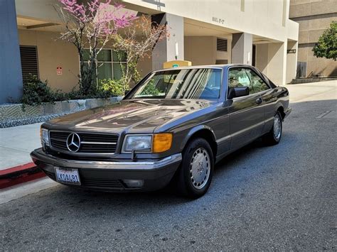 1987 Mercedes Benz 560 SEC Vintage Car Collector