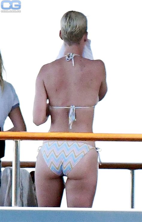Katy Perry Nude Pictures Photos Playboy Naked Topless Fappening