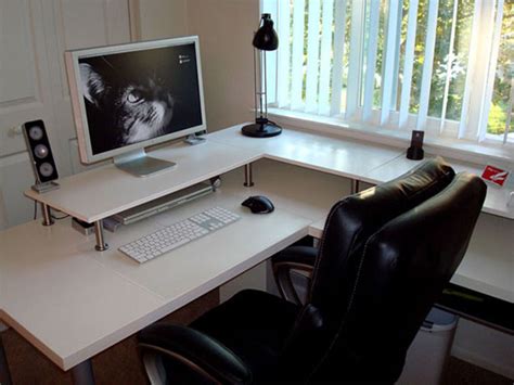 Inspirational Workplaces for Graphic Designers - Jayce-o-Yesta