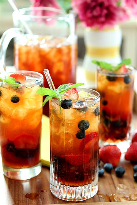 10 Refreshing Flavored Ice Tea Recipes