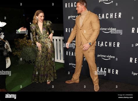 alan ritchson willa fitzgerald net worth