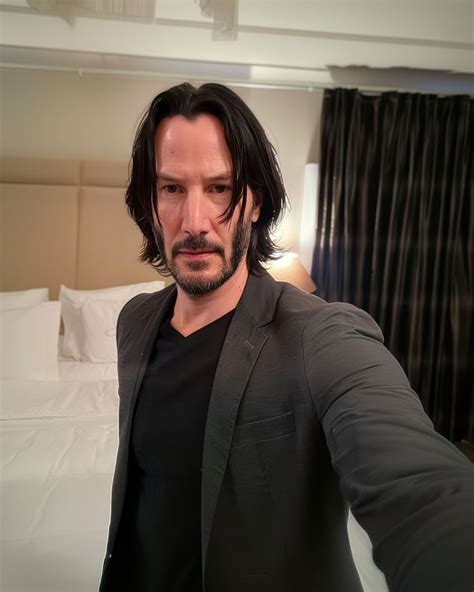 Fake Keanu Reeves Scams Woman Out Of