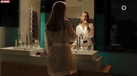 Naked Anna Unterberger In Eine Harte Tour