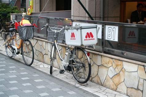 Here And There Japan Fast Food Delivery Bike