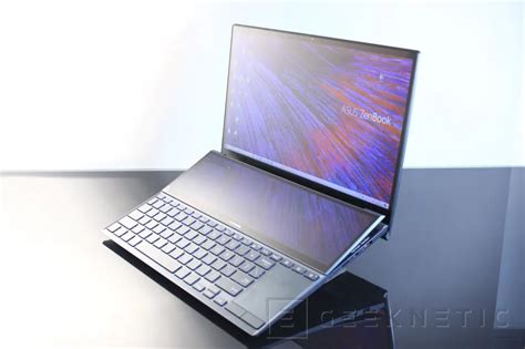 ASUS ZenBook Duo UX482E Review [Análisis Completo en Español]