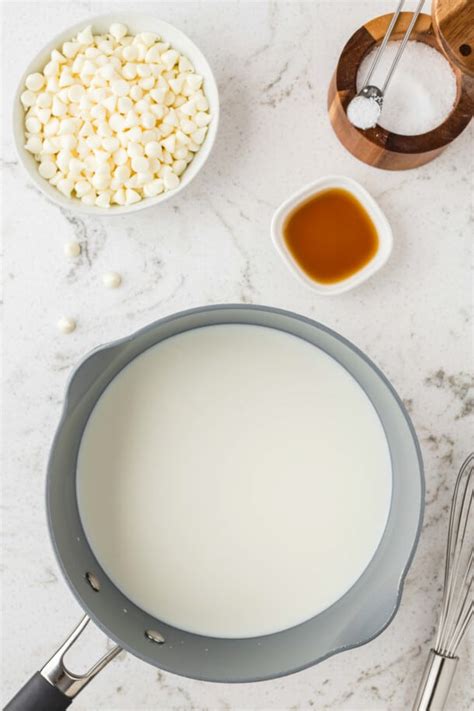 Homemade White Hot Chocolate Julie S Eats Treats