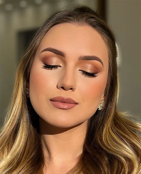 Maquiagem De Noiva Dia - Maquiagem simples casamento dia | Makeup noiva dia, Maquiagem de noiva ...