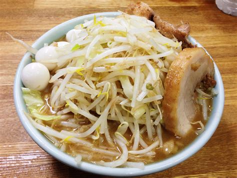 Jiro The Best Junk Food Ramen In Tokyo Tokyo Weekender