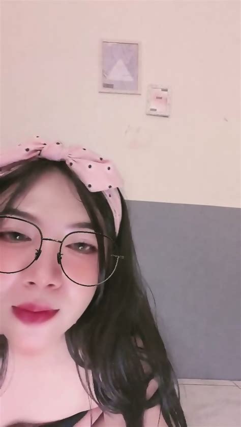 TELEGRAM GEXCOM Sella Cute Udah Gak Tahan Ingin Colok Dildo