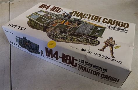 Lot - Nitto M4-18t Tractor Cargo Plastic Model Kit