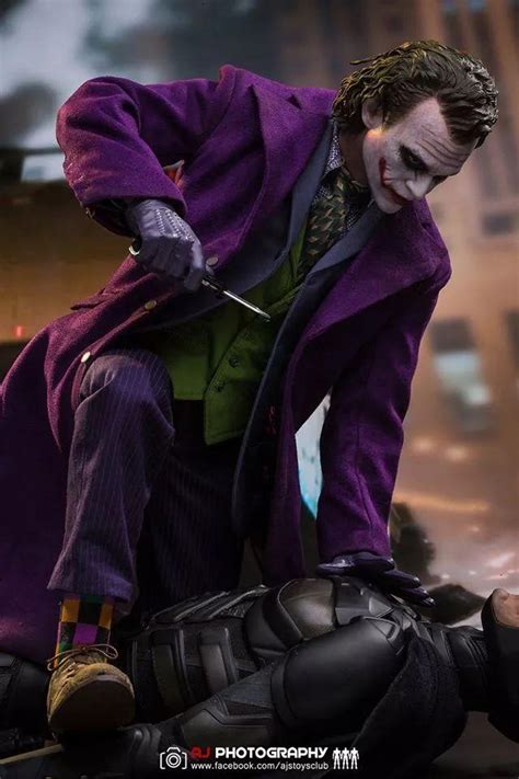 Hot Toys 小丑出貨然而頭雕像真度惹爭議 每日頭條