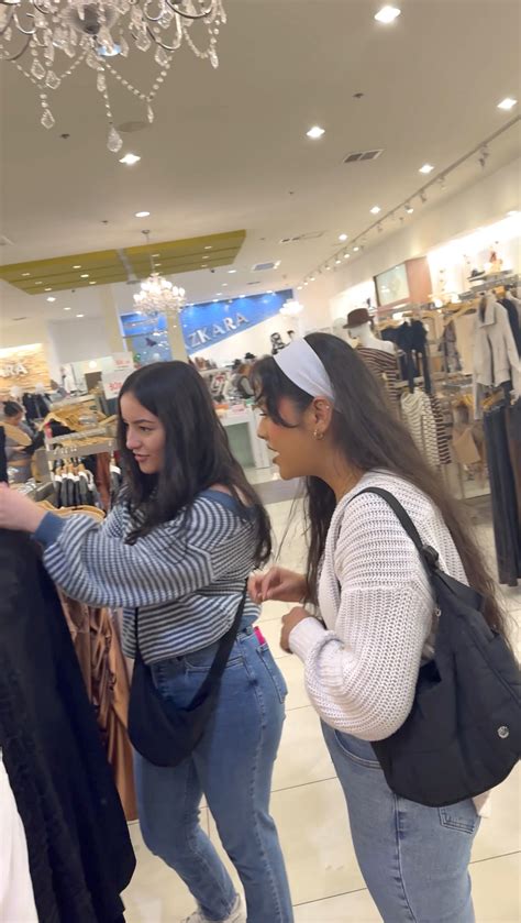 Sweet Latina W Friend Notices Cam OC Tight Jeans Forum