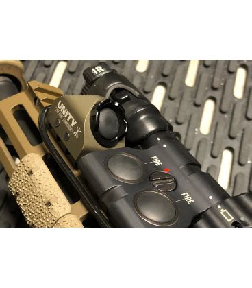 Przycisk Unity Tactical Hot Button Picatinny Surefire Semper Fidelis