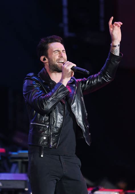 Adam Levine Hot Pictures Ps Celebrity