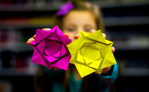 Floating Origami Flowers: A New Way to Decorate Your Garden – easy ...