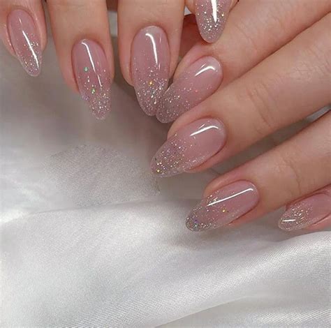 Short False Nails Almond Glitter Nude French Press On Nails Pattern Glossy Fake Nails Short