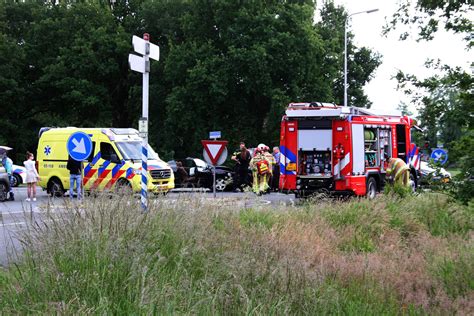 Bestuurder Uit Auto Bevrijd Na Ongeluk Op Beruchte N35 Bij Haarle