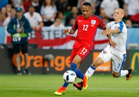 Tuyển thủ Anh hốt hoảng vì lộ clip sex