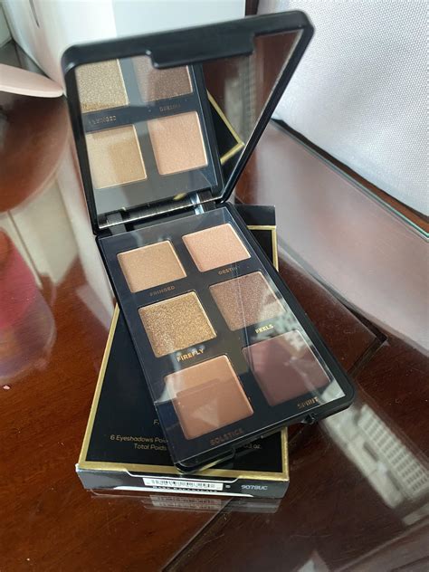 BareMinerals GEN NUDE EYESHADOW PALETTE LATTE 美容化妝品 健康及美容 皮膚護理 化妝品 Carousell