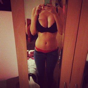 Gold Standard Cleavage Porn Pic