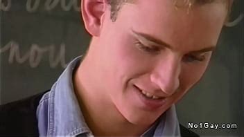 Profesora Se Folla Analmente A Un Estudiante En El Aula XVIDEOS