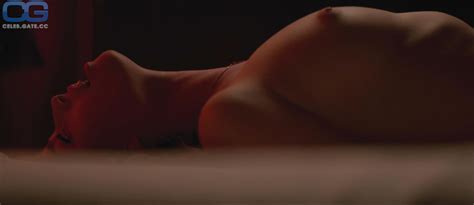 Freya Mavor Nude Pictures Onlyfans Leaks Playboy Photos Sex Scene Uncensored